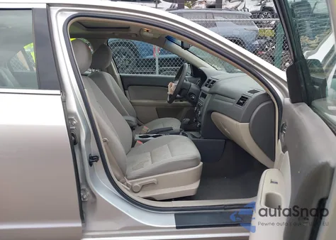 2011 Ford Fusion Se из США, поврежденный, VIN 3FAHP0HA0BR165258